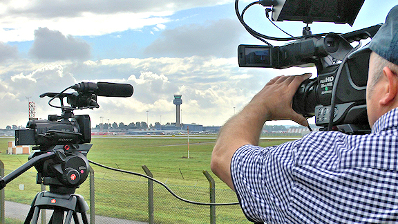 Cameras stream live output from East Midlands Airport, UK